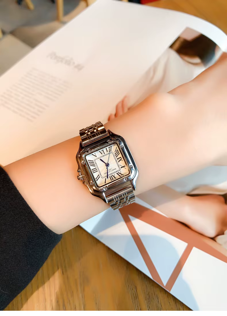 Montres de luxe pour femmes montre en or