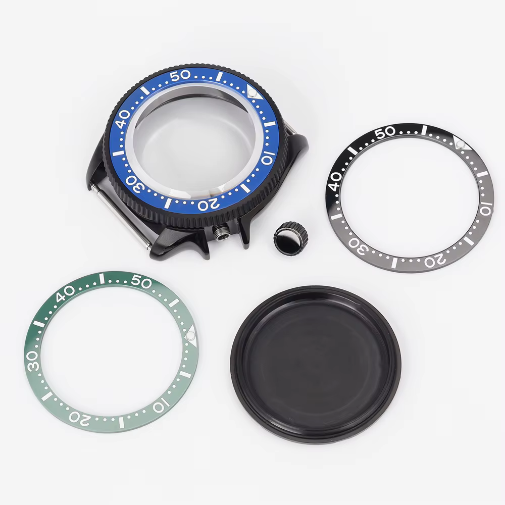 Boîtier de montre en acier SKX013 38 mm pour mouvements NH34 NH35 NH36 NH38