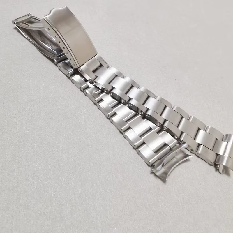 Bracelet de montre à rivets huîtres en acier inoxydable 316L