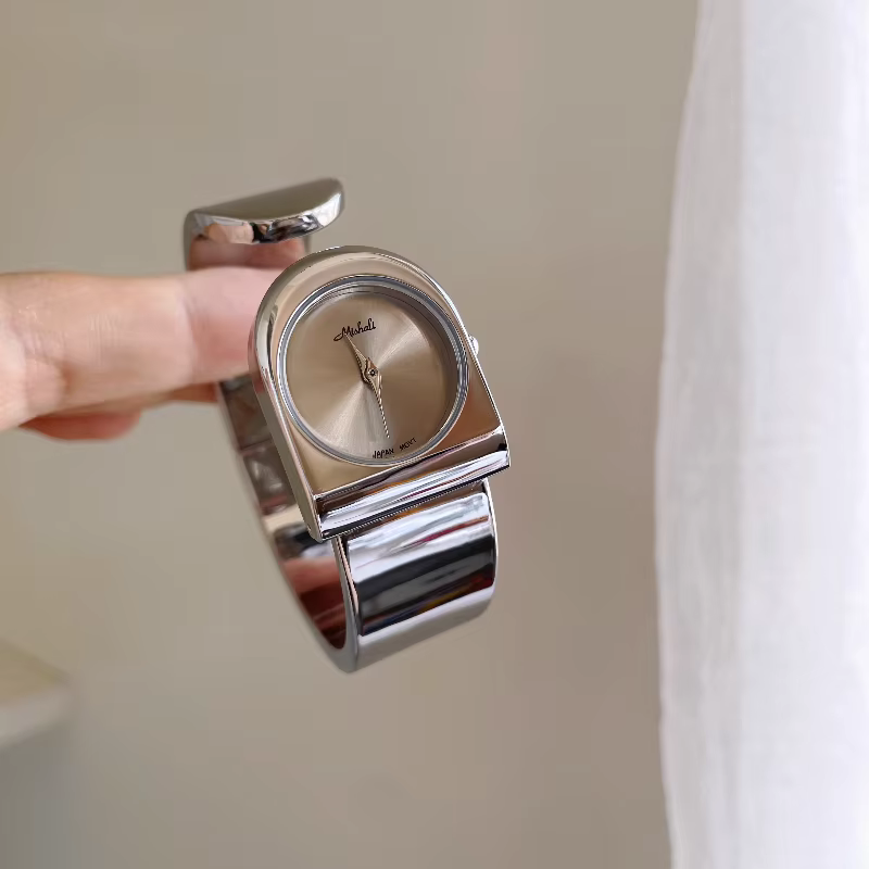 Montre de luxe pour femmes
