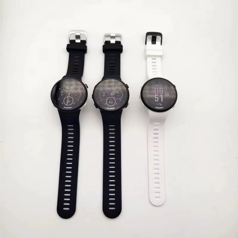 Montre GPS multifonctionnelle Garmin Forerunner 45S pour la course en plein air et l'entraînement