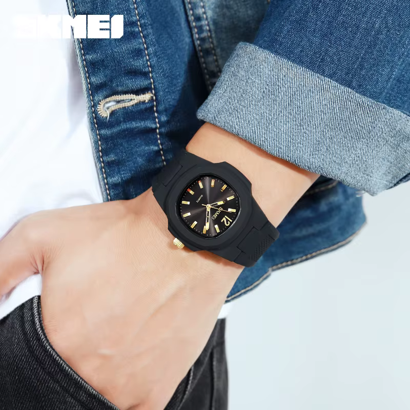 Montre à quartz étanche décontractée pour hommes et femmes