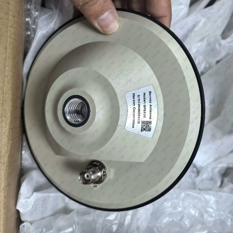 Antenne GNSS externe GPS520 4 systèmes