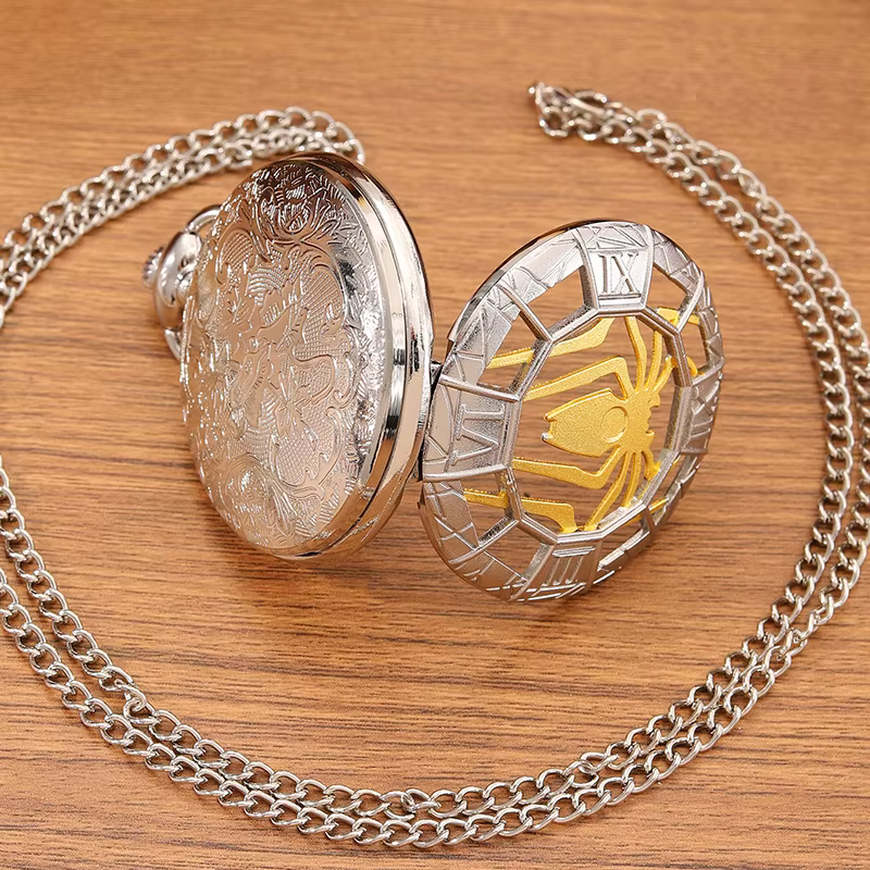 Mode nouveau Vintage Relief sculpté et évidé romain Flip Style montre de poche sur chaîne pendentif horloge