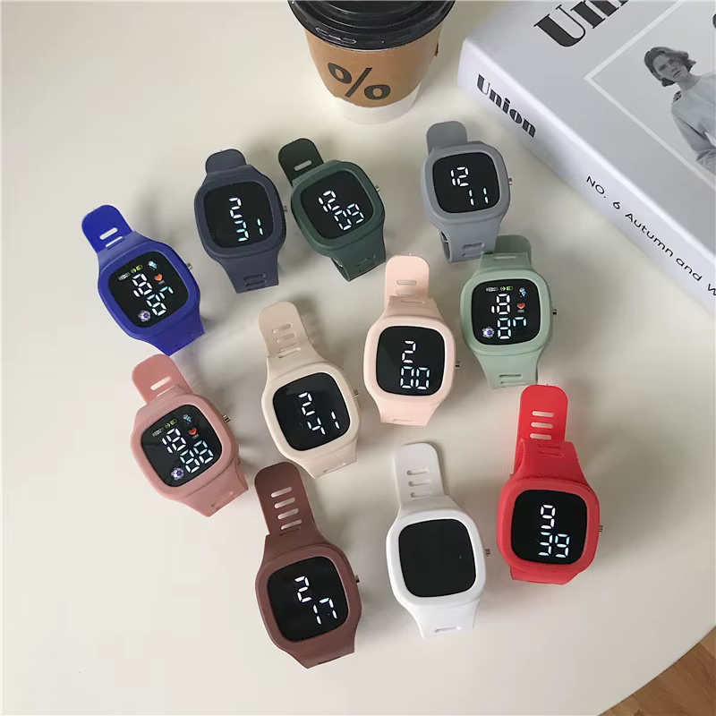 Montre électronique de sport pour enfants