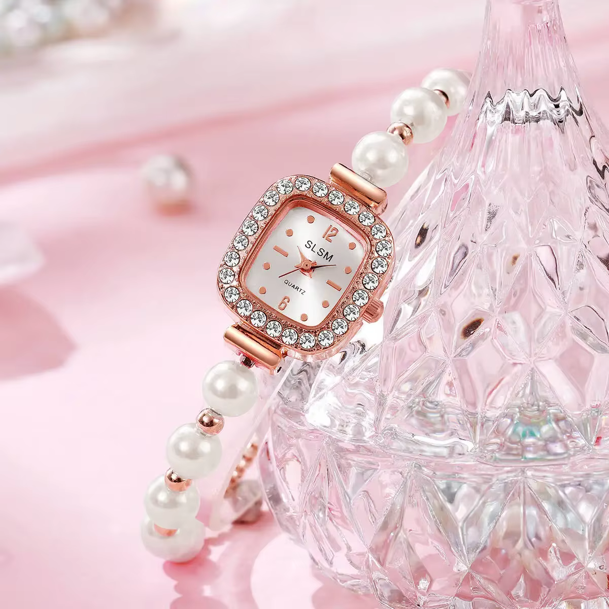 Montres carrées pour femmes