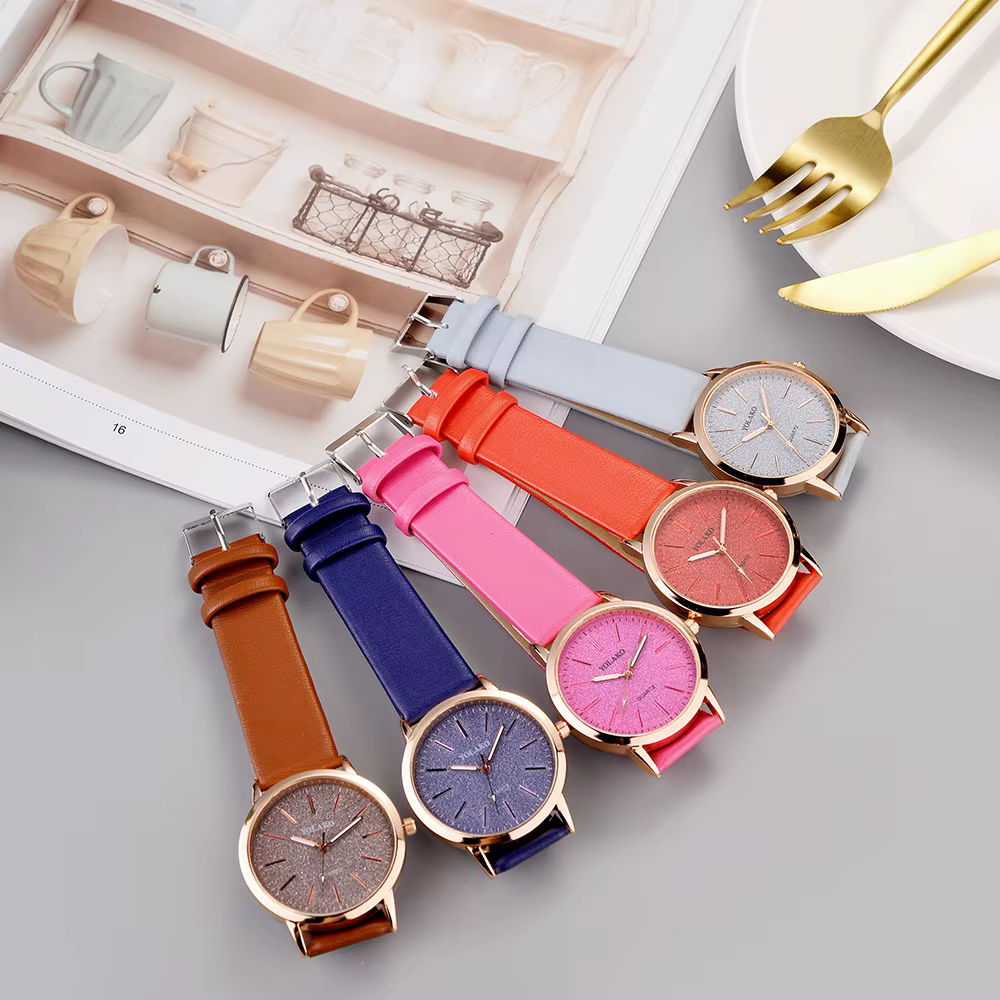 Montre à quartz avec bracelet en cuir pour femme