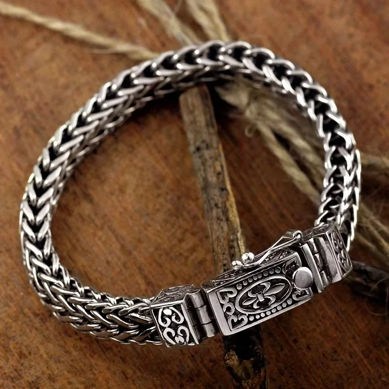 Bracelet à boucle torsadée torsadée tissé à la main pour hommes, chaîne en argent de Style ethnique rétro, bijoux à la mode exquis et élégant