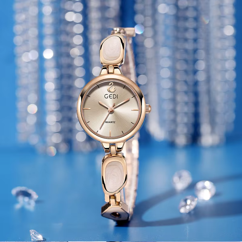 Montre pour femme Style chinois Bracelet montres rose oie Logo Image haute qualité étanche