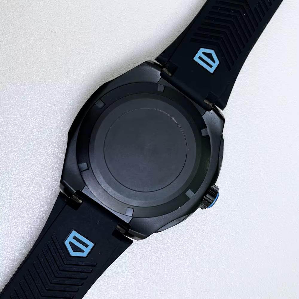 Cadran de montre moderne Racer sans logo 35