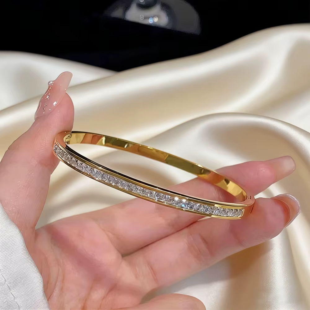 Bracelet jonc de luxe en acier inoxydable plaqué or pour femme, accessoire de mode, cadeau fête des Mères ﻿