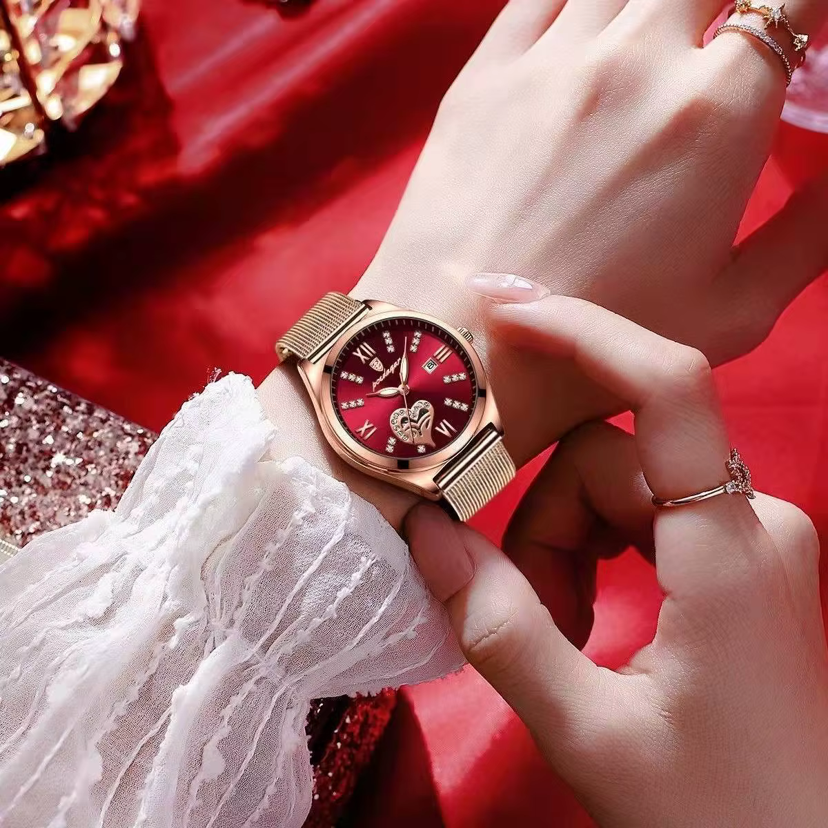 Romantique vin rouge Montre en acier inoxydable conception lumineuse dames horloge décontracté femmes Montre-bracelet