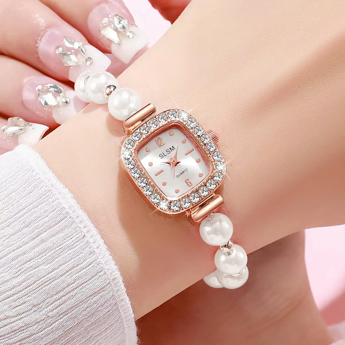 Montres carrées pour femmes