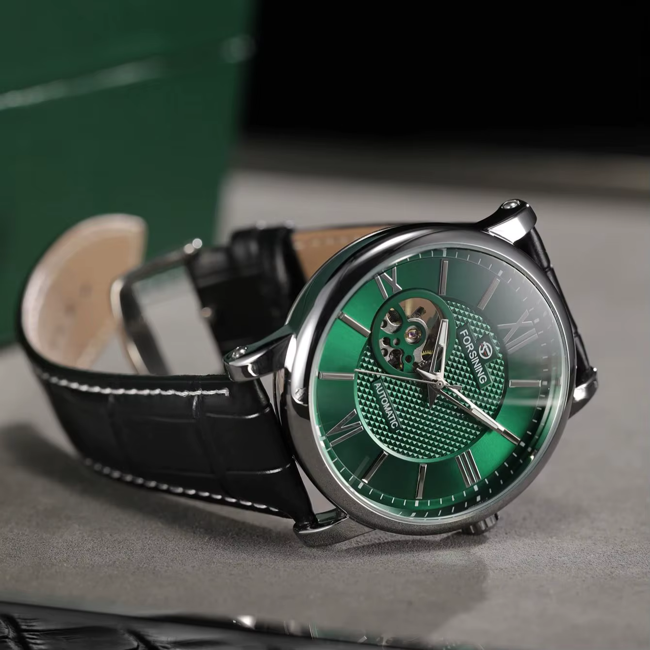 Montre mécanique de mode pour hommes