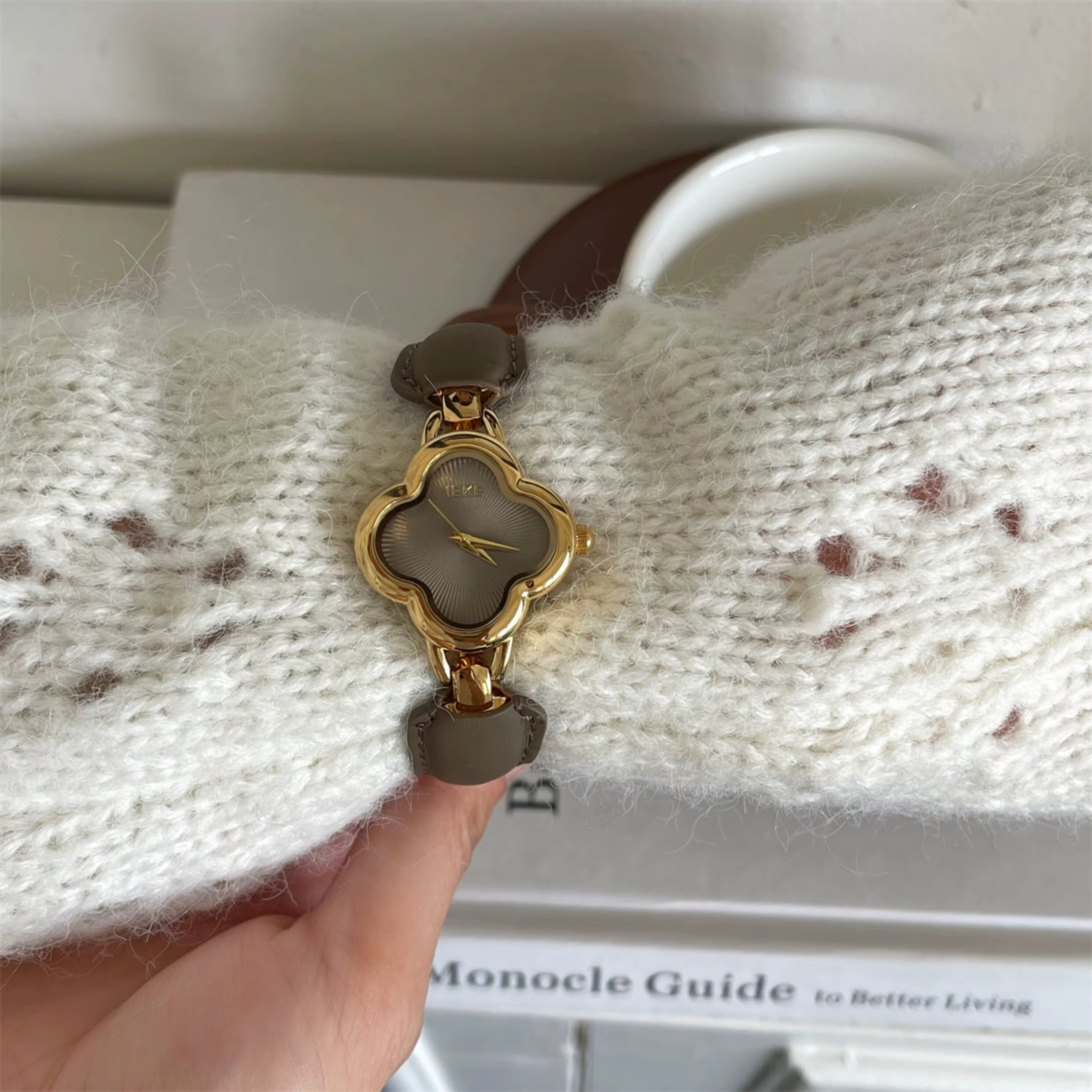 Montre à quartz pour femmes et filles
