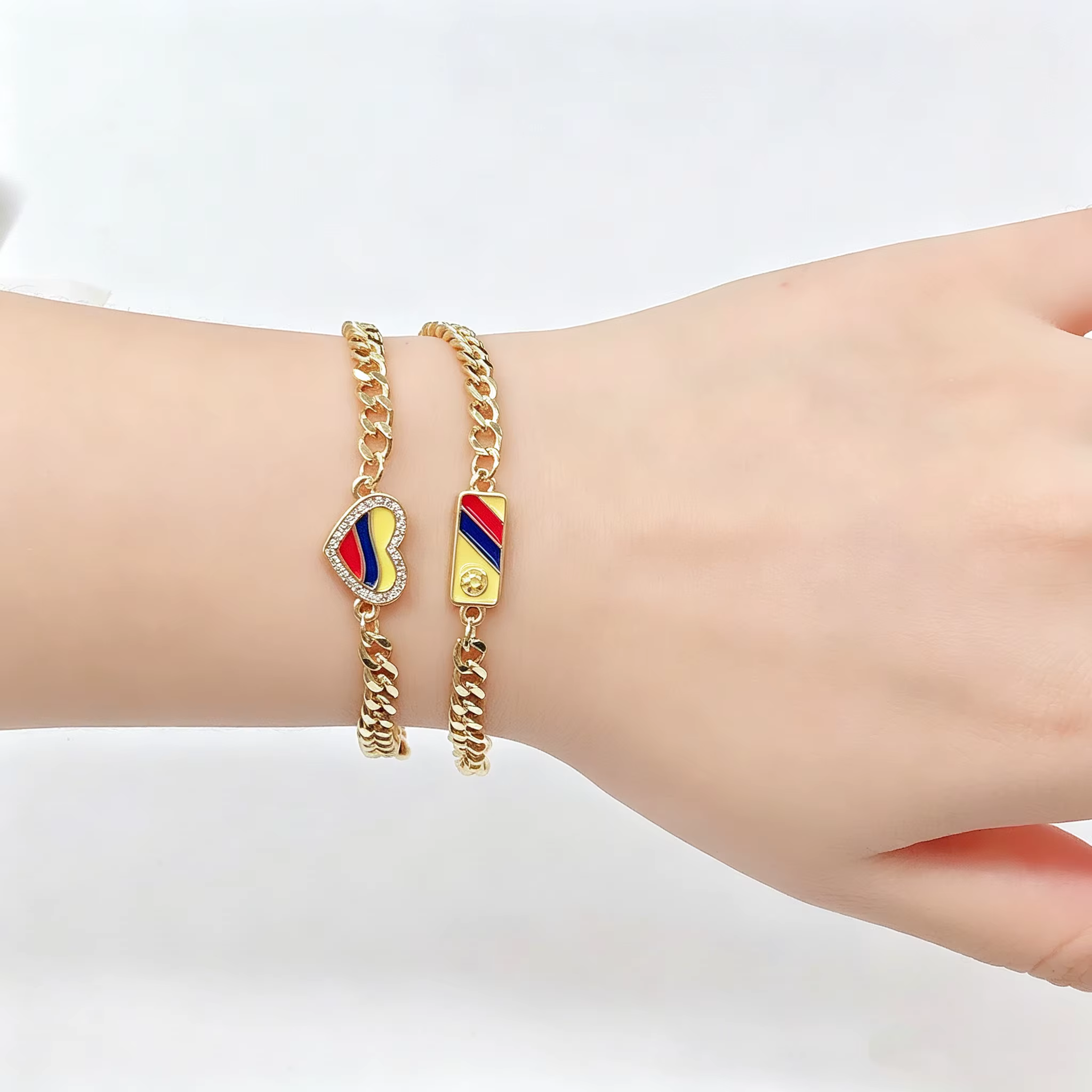 Bracelet chaîne Cuba avec drapeaux du Venezuela, de la Colombie et du Mexique pour femmes et hommes, bracelet en émail avec carte du pays et breloque cœur, bijou patriotique, cadeau