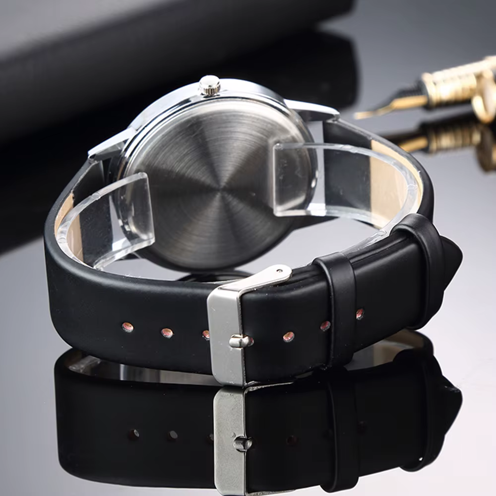 Montre à quartz analogique minimaliste pour hommes et femmes
