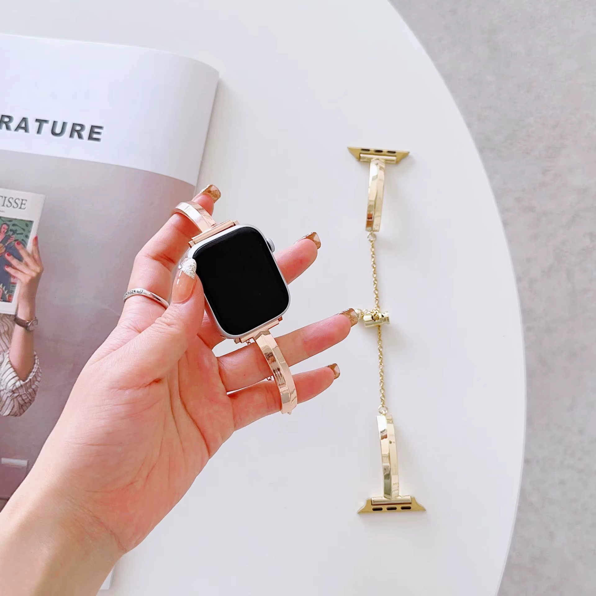 Bracelet de montre de luxe pour Apple Watch série 8 7 41 45mm 6 Se 5 4 femmes