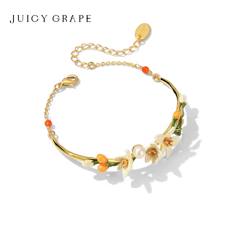 Bracelet en émail fleuri pour femme, plaqué or 18 carats, avec fleur d'oranger blanche et petit kumquat, idéal pour les fiançailles et les cadeaux de Noël