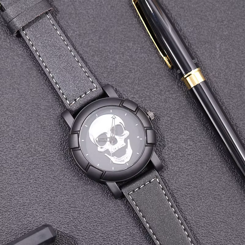 Montre-bracelet à quartz en cuir pour homme