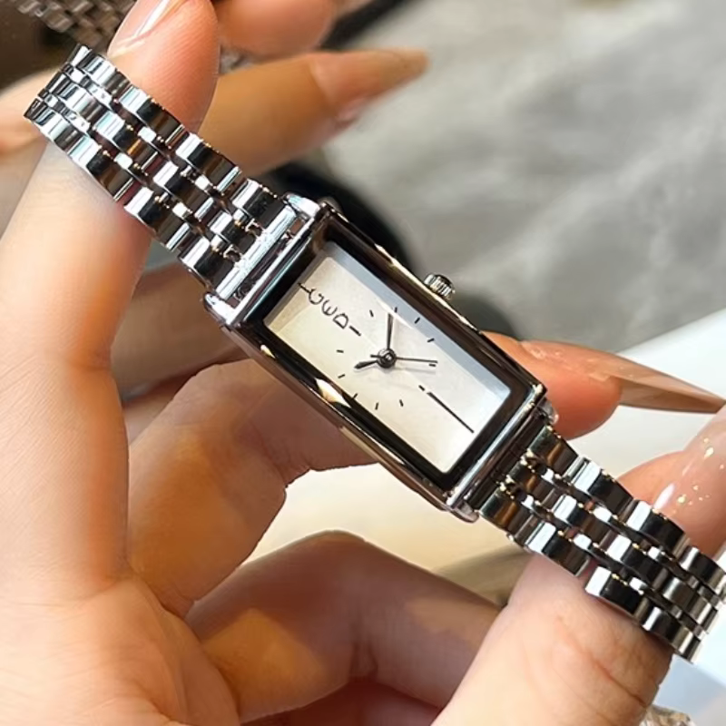 Montre de luxe haut de gamme pour femme