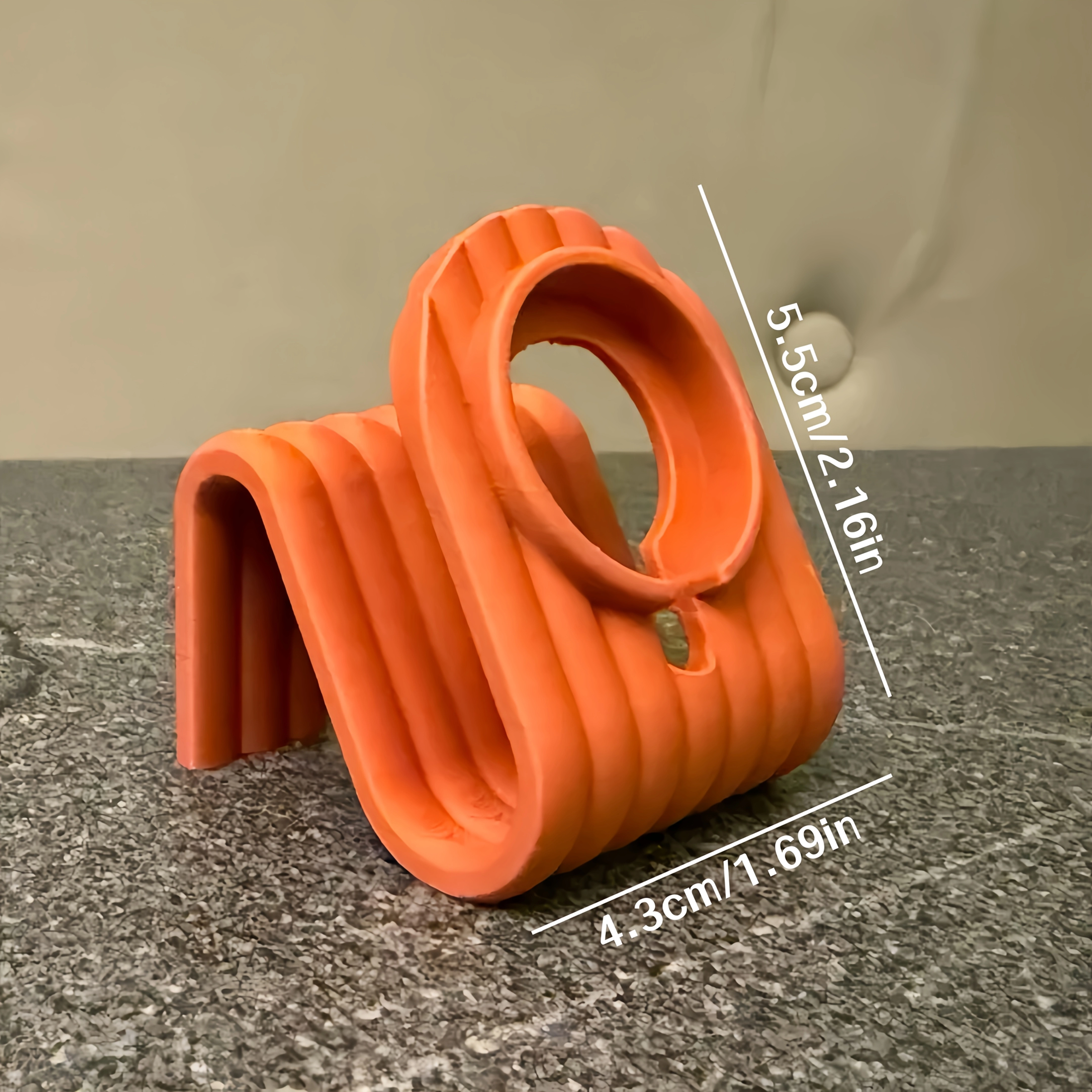 Station de charge pour Apple Watch au design minimaliste ondulé