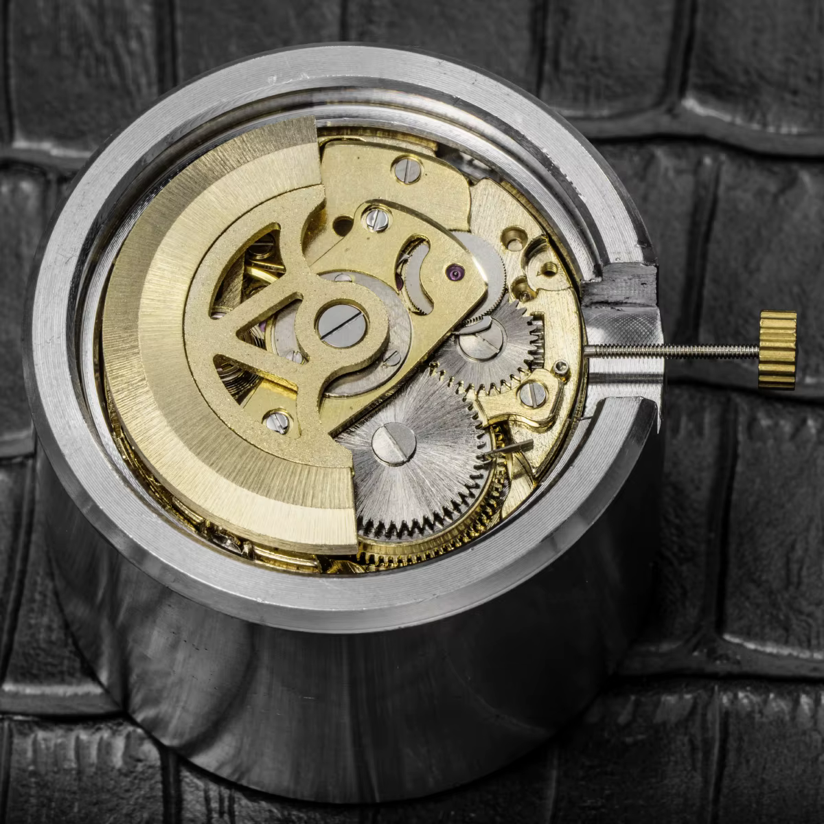 Mouvement de montre squelette doré 27 mm