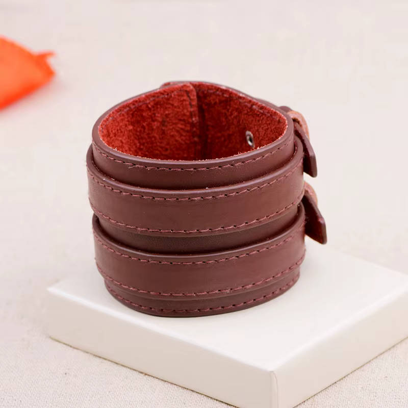 Bracelet large en cuir pour hommes