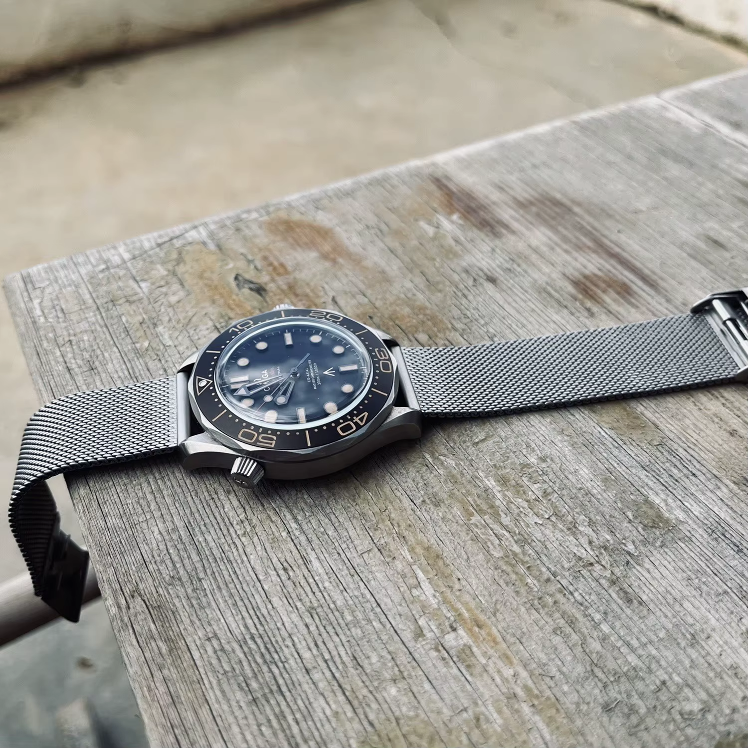 THEAGE Bracelet de montre en maille de titane pour hommes et femmes