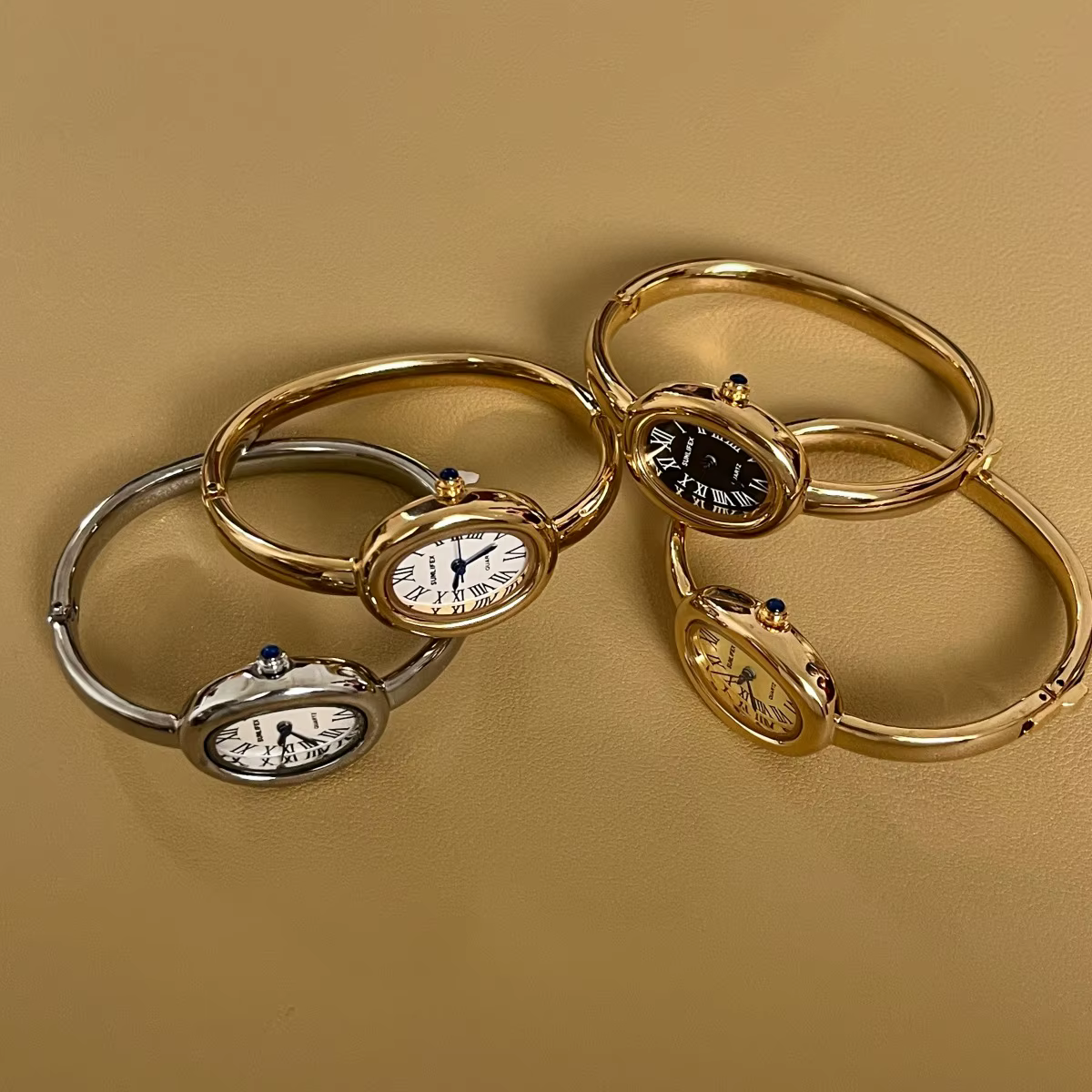 Montre ovale pour femmes