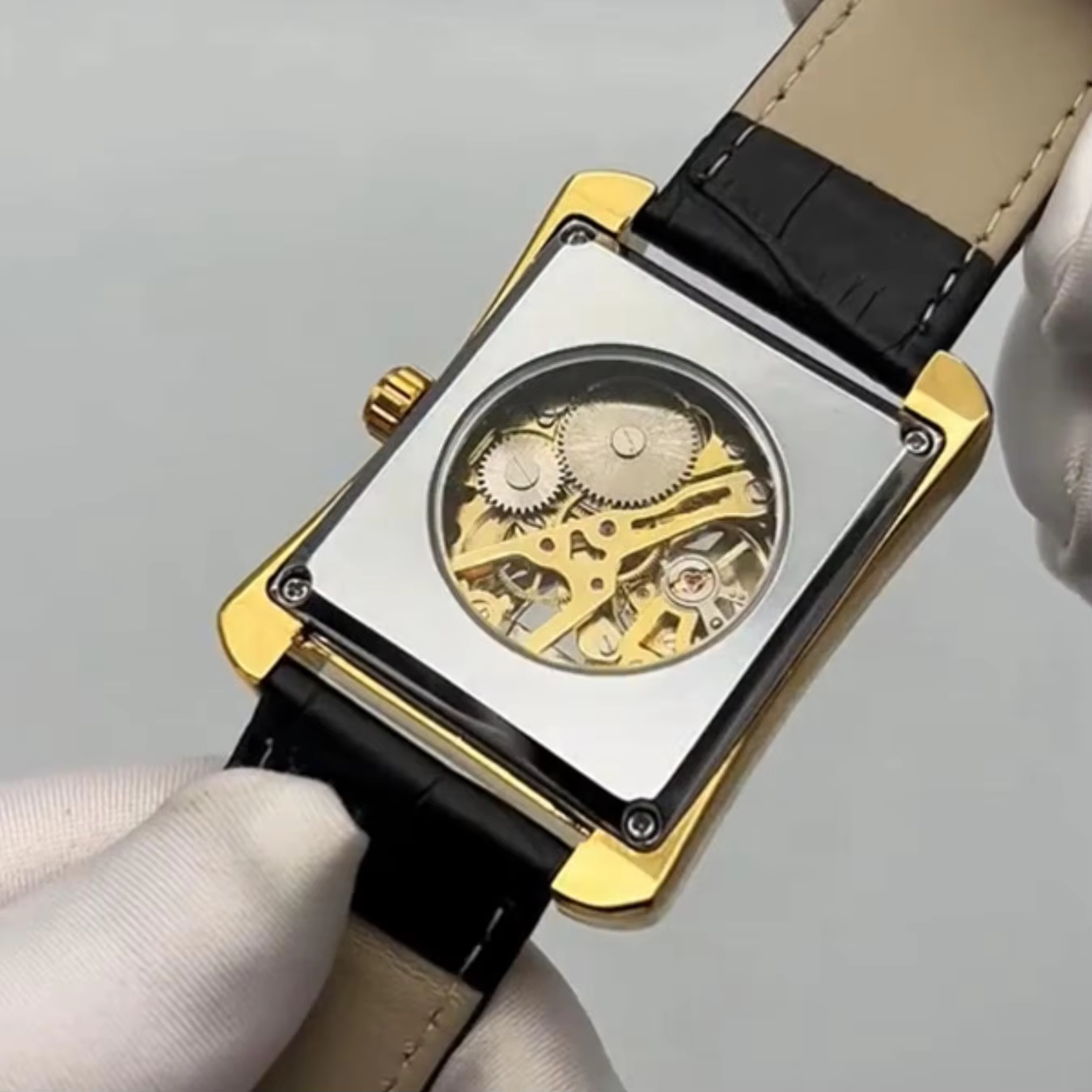 Montre mécanique rectangulaire pour homme