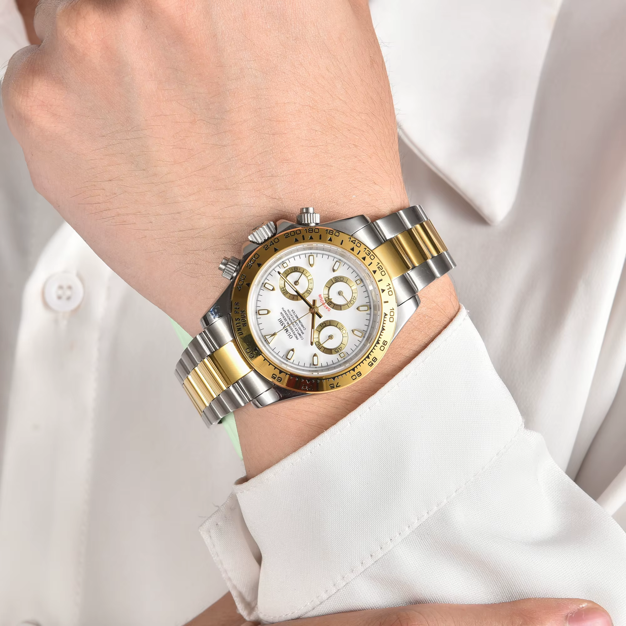 Montre de luxe série OUMASHI-DTN pour homme VK63