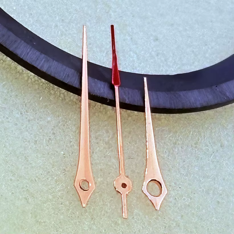 Accessoires de montre : Aiguilles de montre pour mouvement 7120