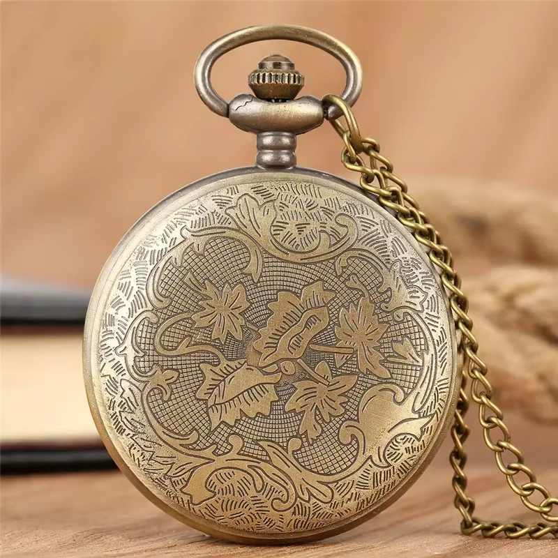 Montre de poche Dragon gravée Vintage