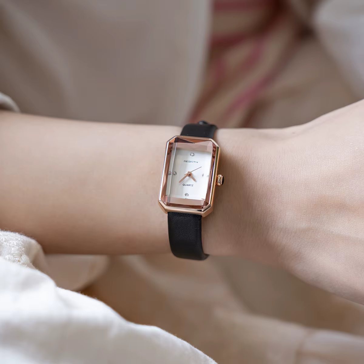 Montre à quartz rétro décontractée élégante et polyvalente