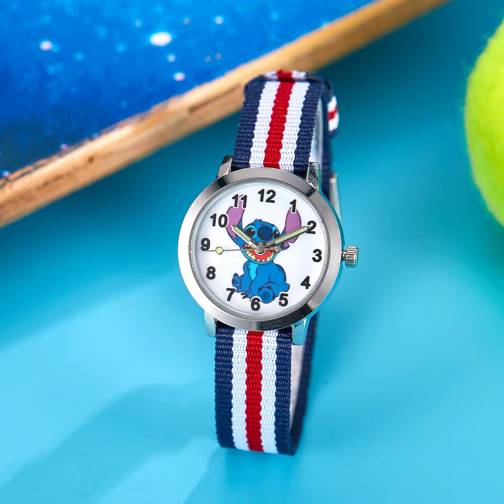 Montre à quartz pour enfants Stitch Girl