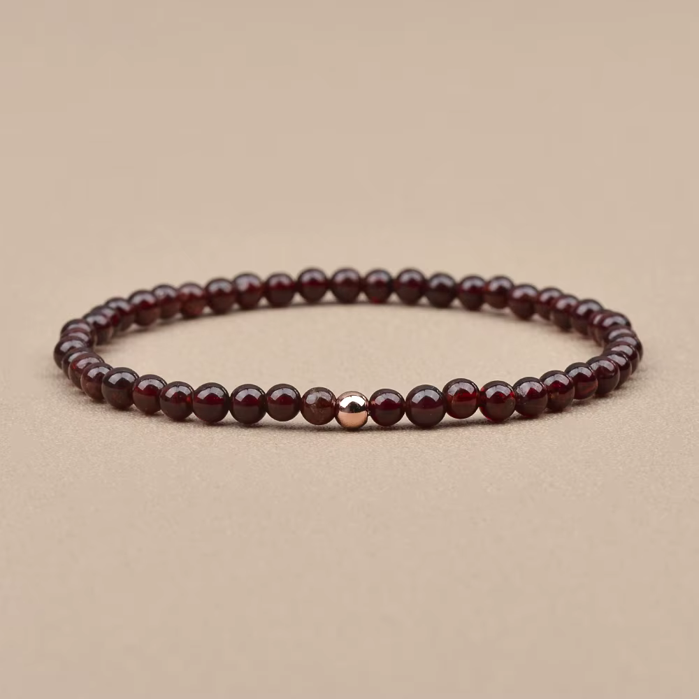 Bracelet en grenat naturel de 4mm, bijoux à la mode, bracelet élastique, cadeau adapté aux hommes et aux femmes au quotidien, 1 pièce