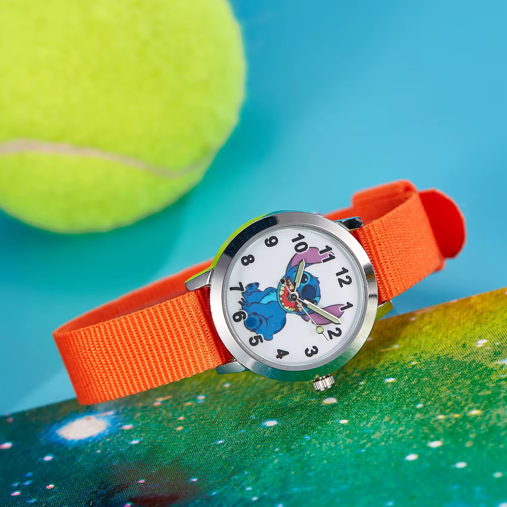 Montre à quartz pour enfants Stitch Girl