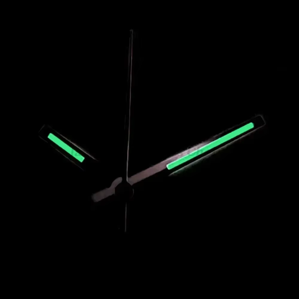 Aiguilles de montre en or rose