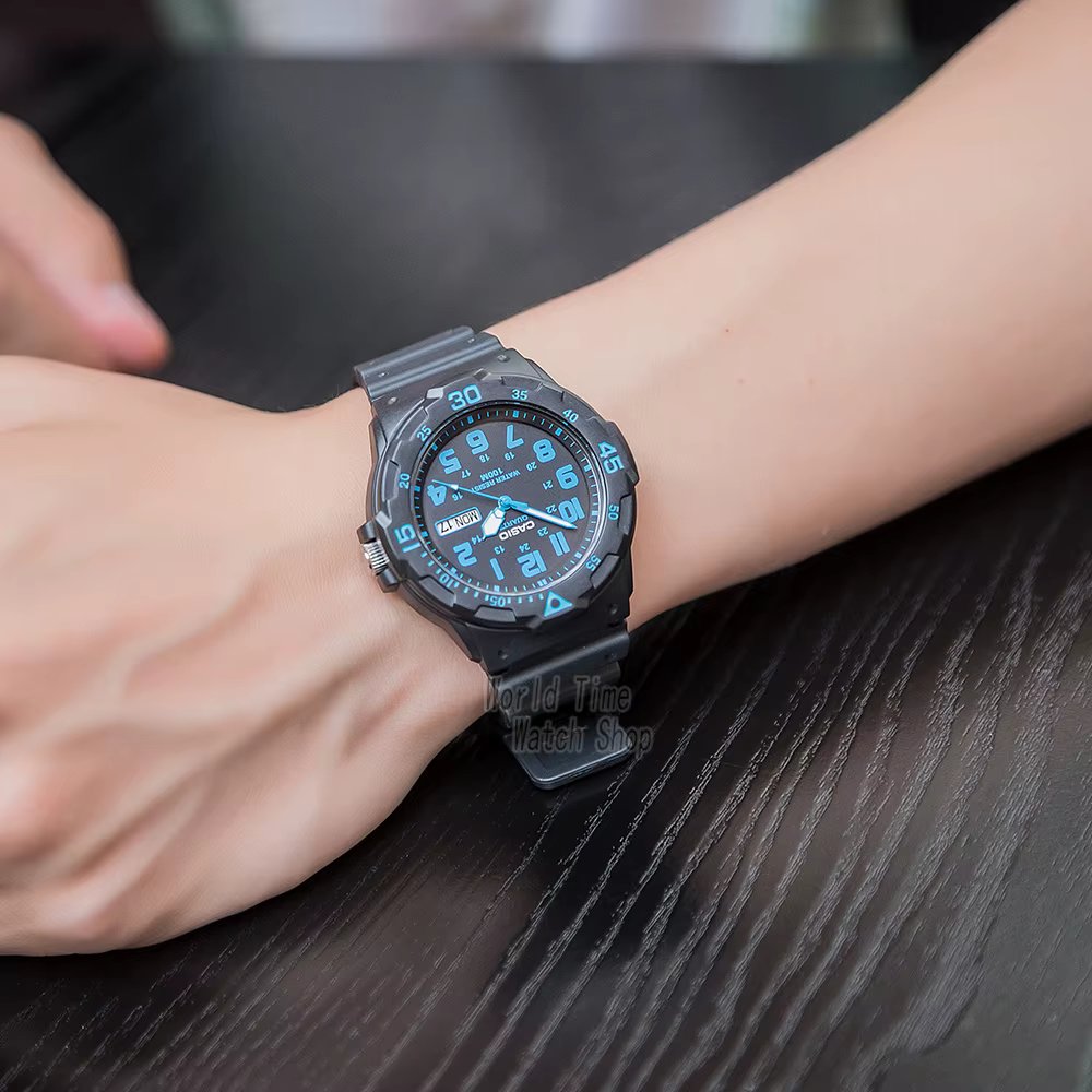 Montre à quartz étanche pour femme