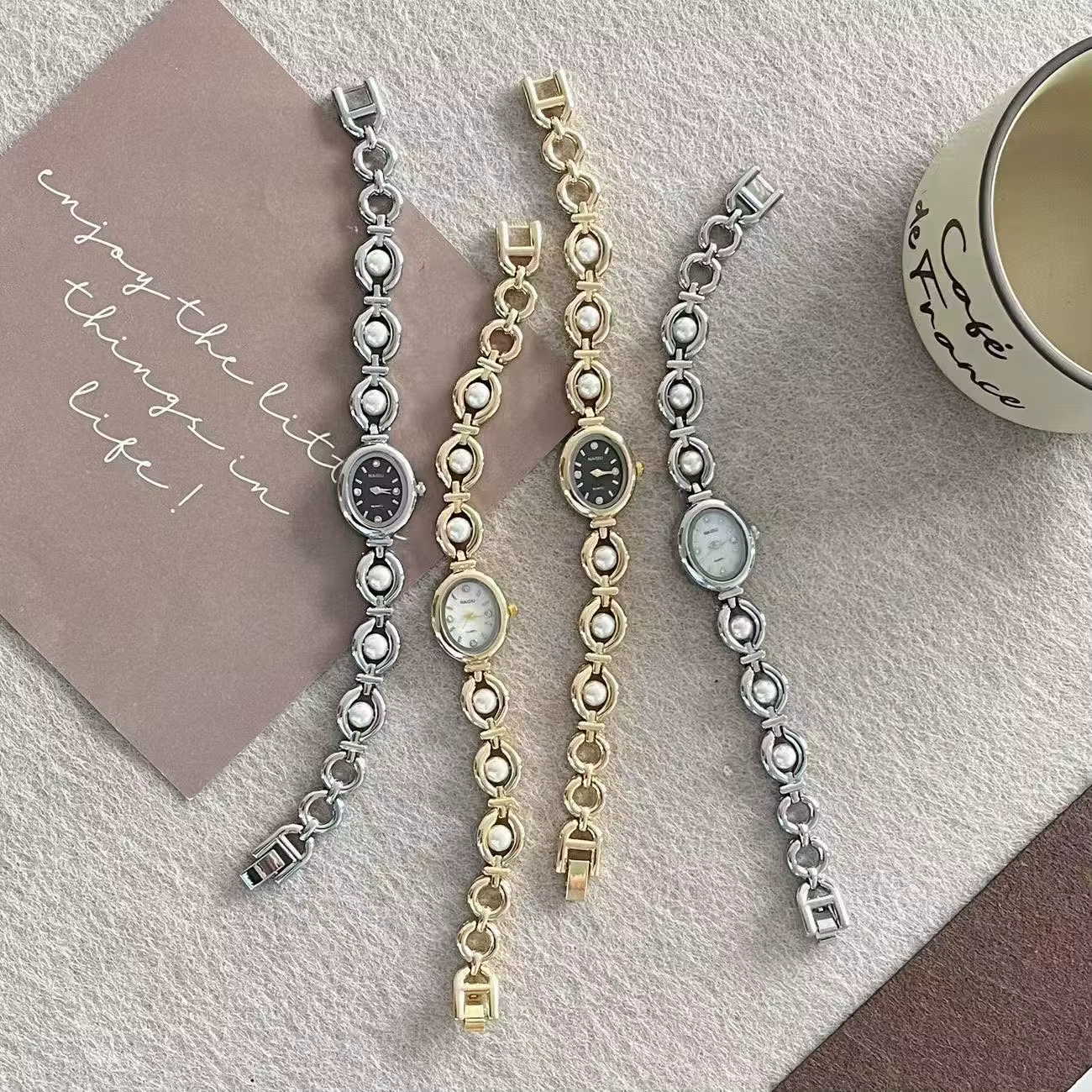 Nouvelle offre spéciale ovale belles dames Vintage montres pour femme fille étudiant mignon élégant petites femmes