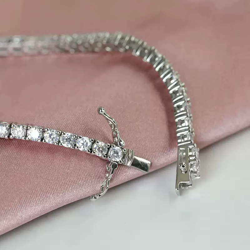 Bracelets tennis en moissanite D VVS1 en argent sterling 925 pour femmes, accessoires de bijoux de mariage exquis, cadeau de fête tendance