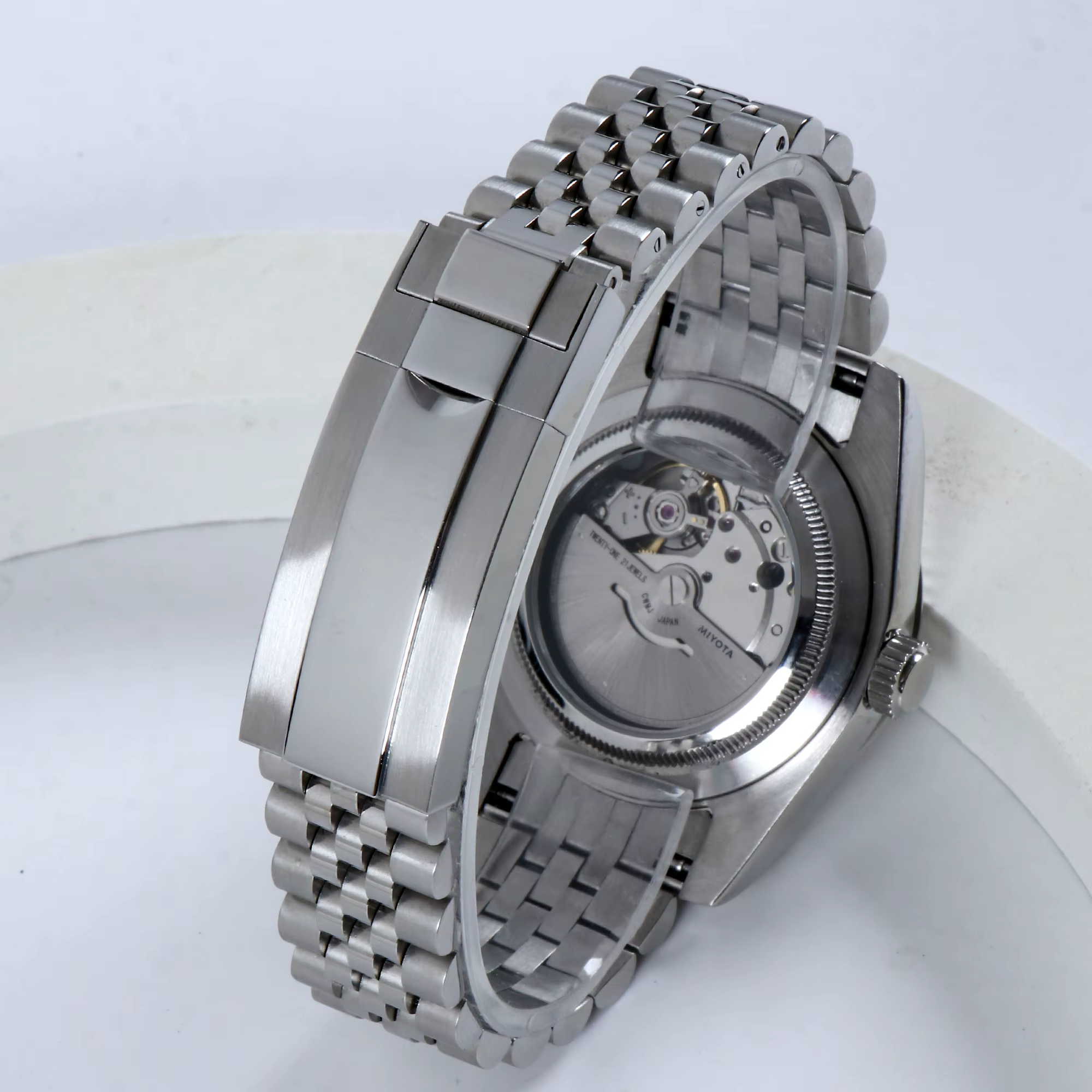Montre MINUTESECOND 8285 pour qui soucie je suis déjà en retard 8285