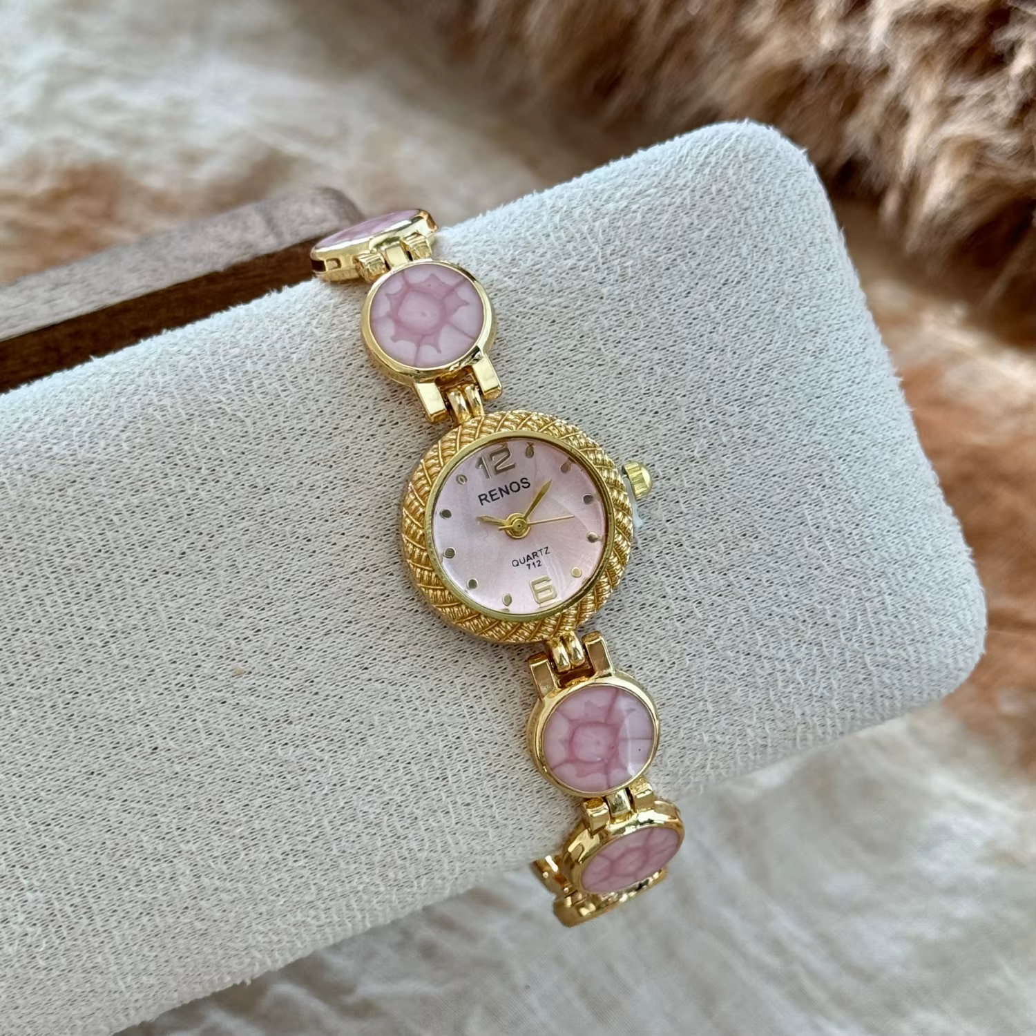 Montre-bracelet élégante pour femme avec bracelet coloré