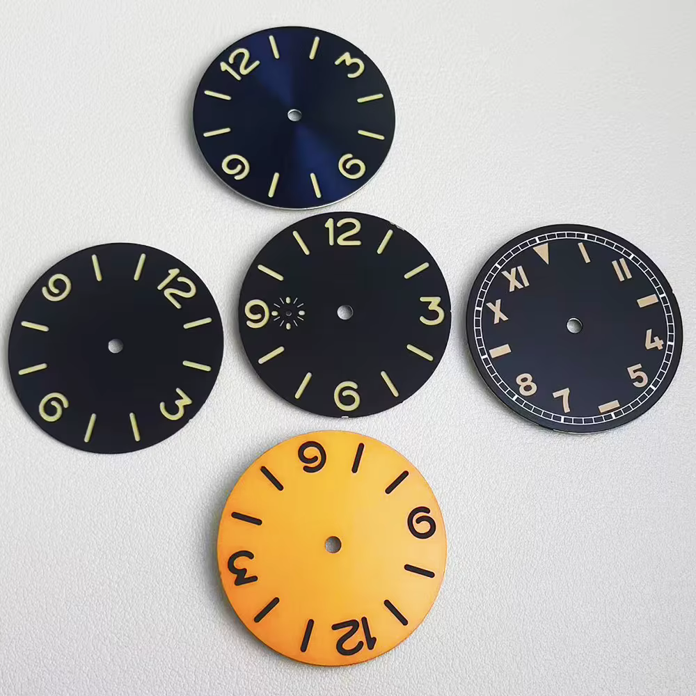 Le cadran de 38, 7 mm convient aux montres automatiques pour hommes ETA6497/6498 ST3600 avec des chiffres arabes rétro