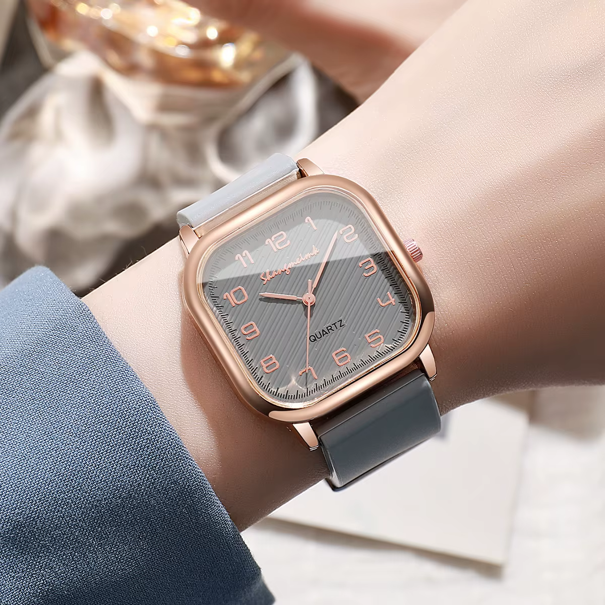 Mode carré femmes montres bracelet en Silicone décontracté montre à Quartz pour les filles horloge Reloj Mujer