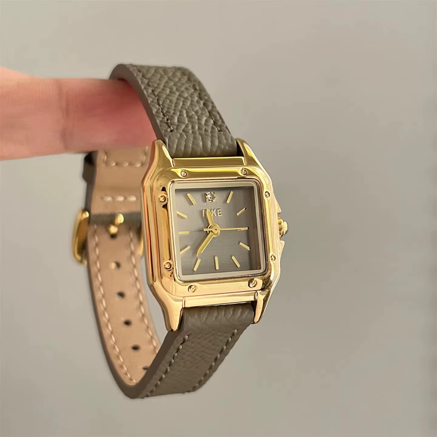 Femmes montre à Quartz Vintage or carré Orologio Reloj Mujer filles horloge dames mode Simple gris bracelet en cuir nouvelle montre-bracelet