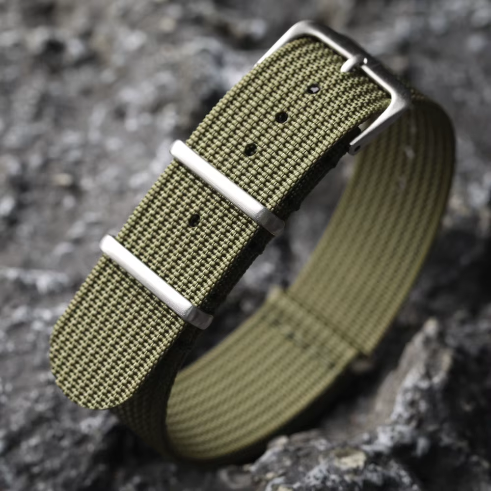 Nouveau bracelet de montre en Nylon nervuré