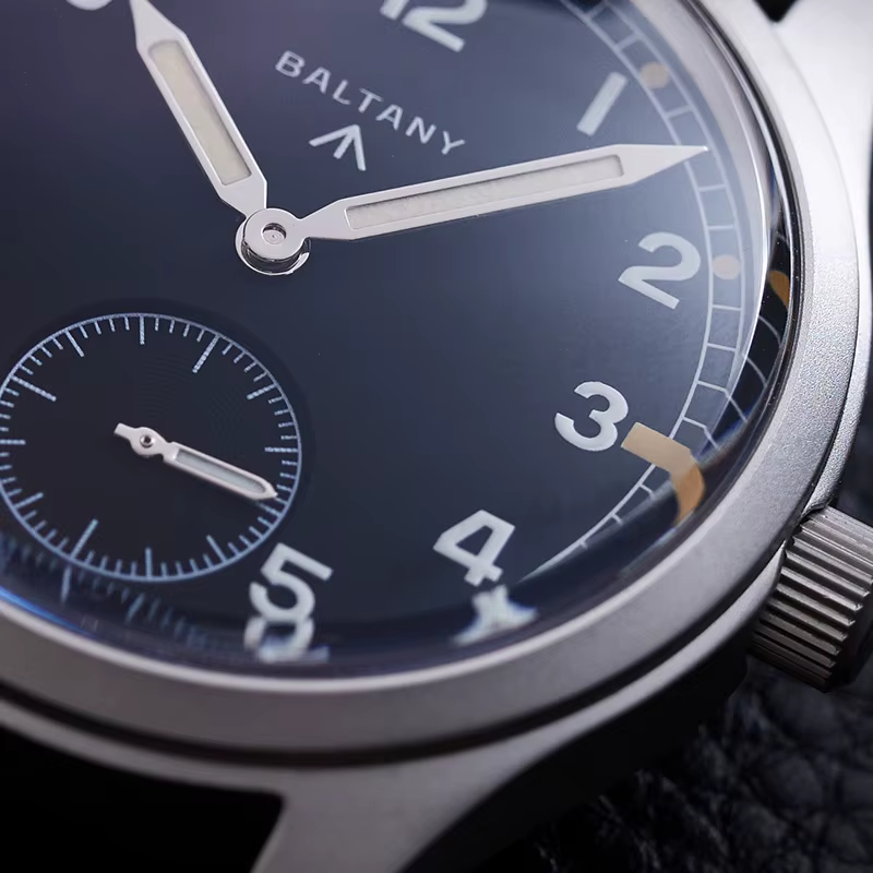 Baltany sale douzaine montre homme S2019 militaire Vintage montre-bracelet petite seconde main VD78 Quartz lumineux 100M étanche champ Wa