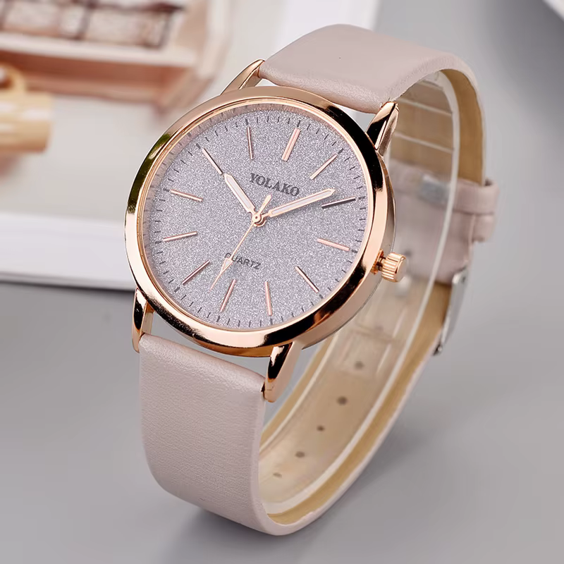 Montre à quartz avec bracelet en cuir pour femme